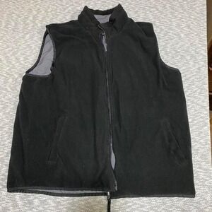 Vision Sports reversible black or gray vest full zip up. Men Size L. SKU738